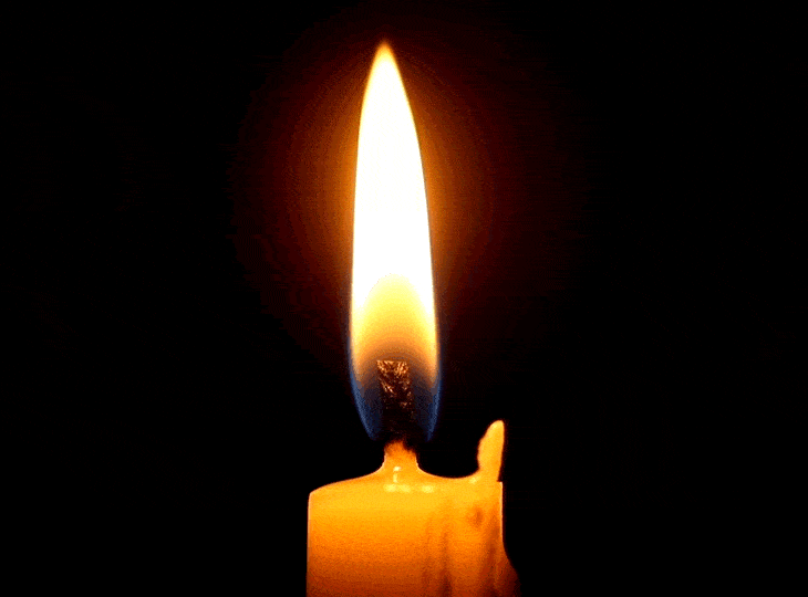 Płonąca świeca